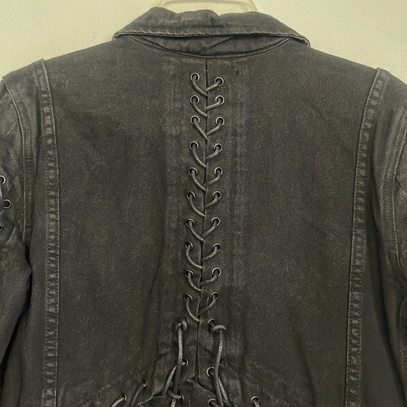 BlankNYC women distressed black jean jacket with lace up sleeves, back & sides - Picture 10 of 13
